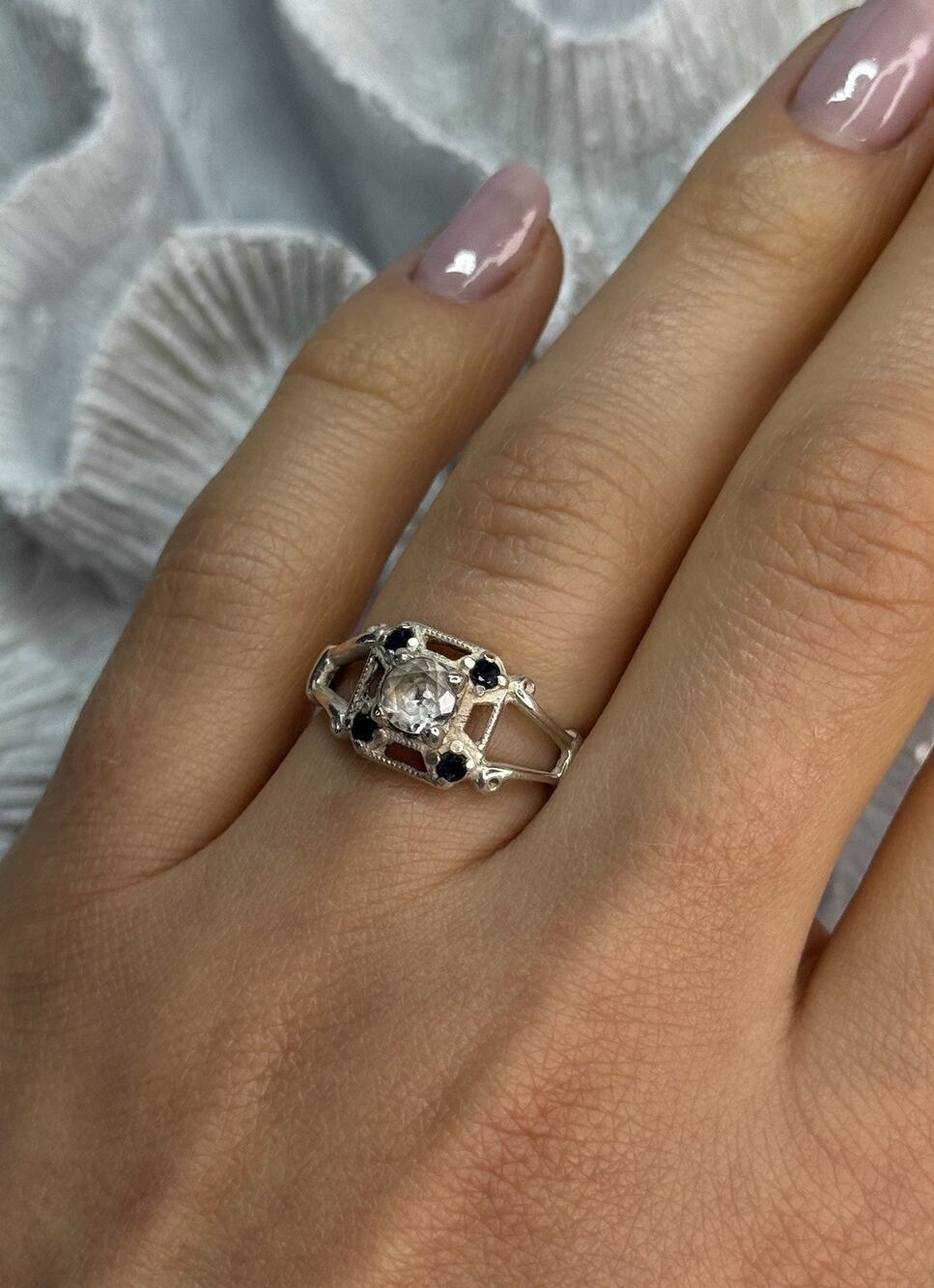 925 Sterling Silver White & Blue Sapphire Ring Size 7